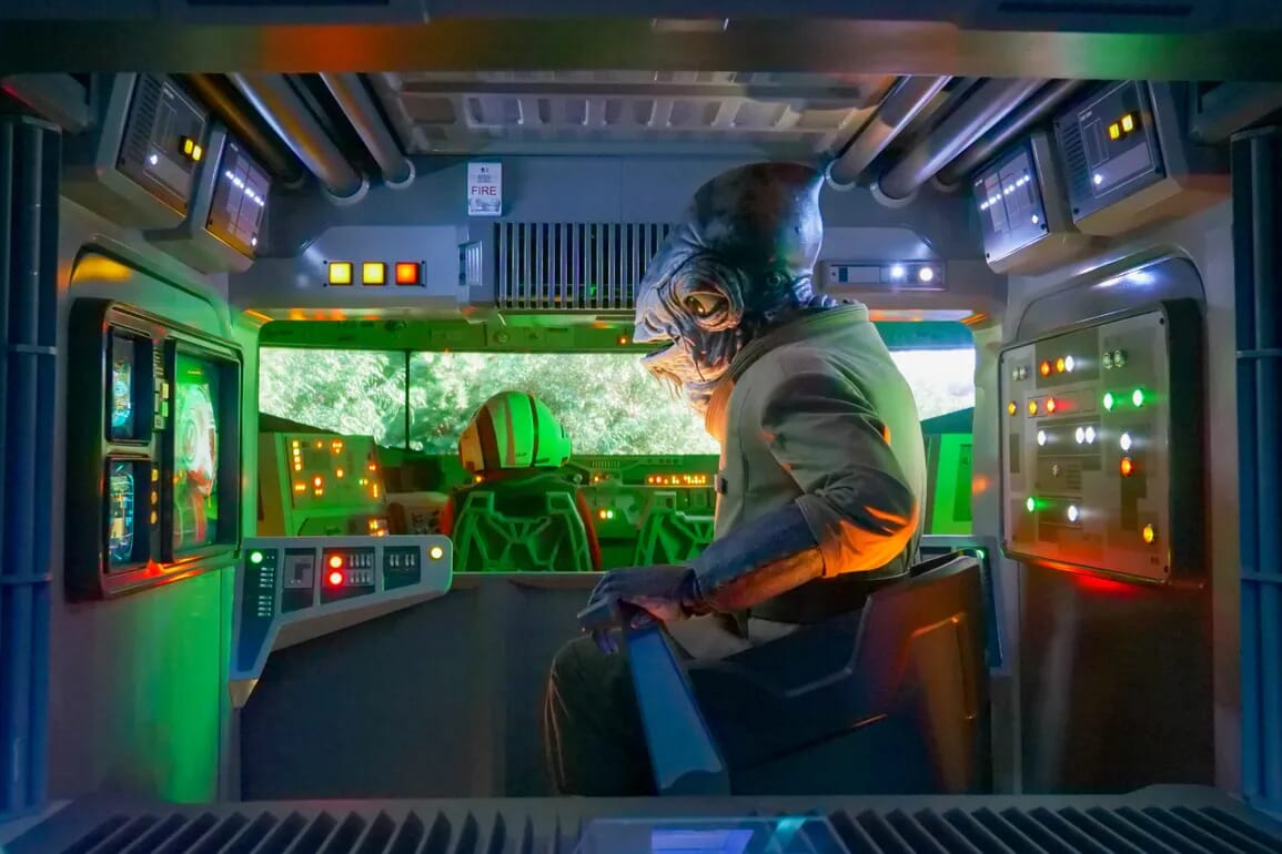 Lieutenant Bek on Rise of the Resistance