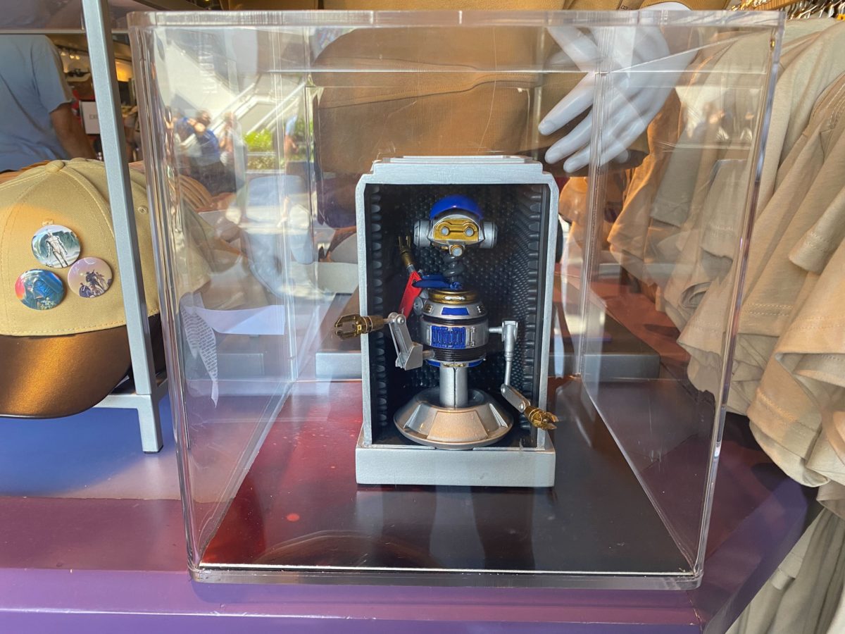 Limited Edition RX-24 'Captain REX' Figure Lands at Disneyland for
