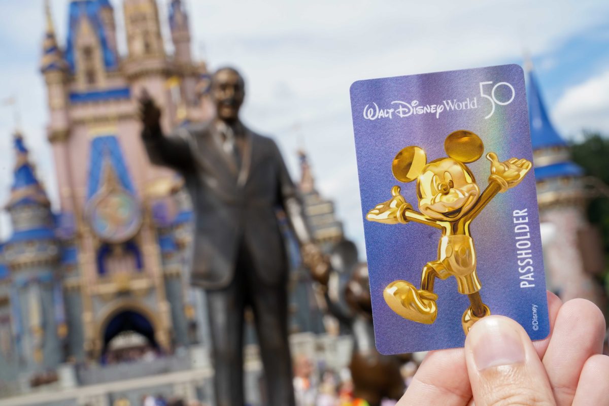 Walt Disney World 50th anniversary Annual Pass card with Partners Statue