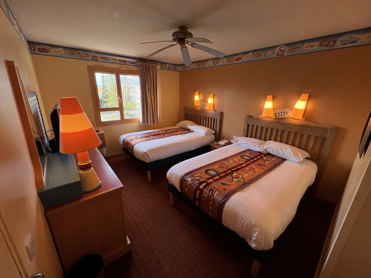 Santa Fe Cars Room Tour