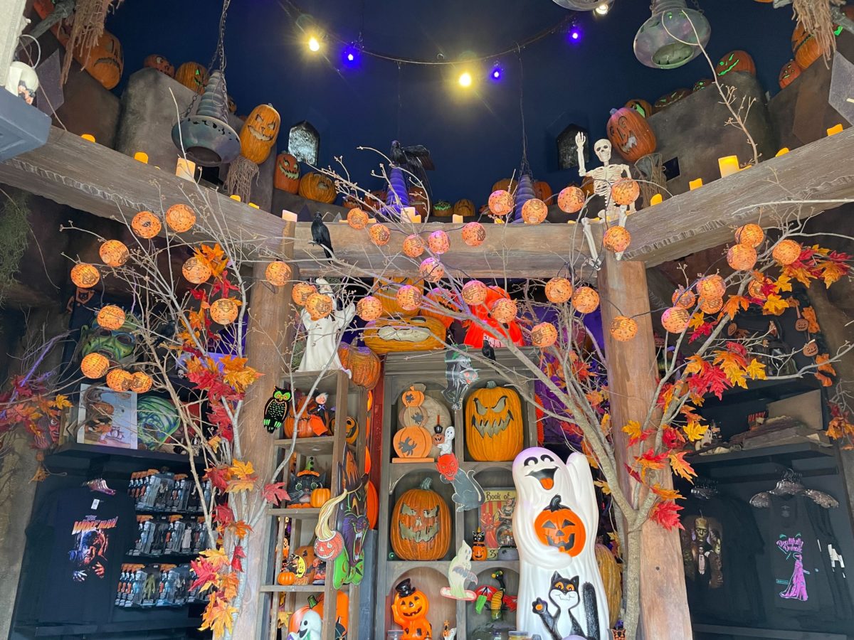 Classic Halloween Decorations Added to All Hallows Eve Boutique in