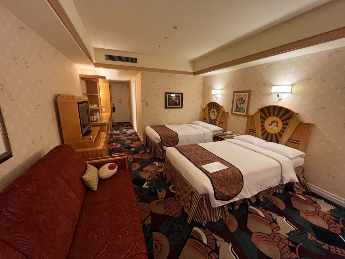 Disney Ambassador Hotel Chip 'n' Dale standard room