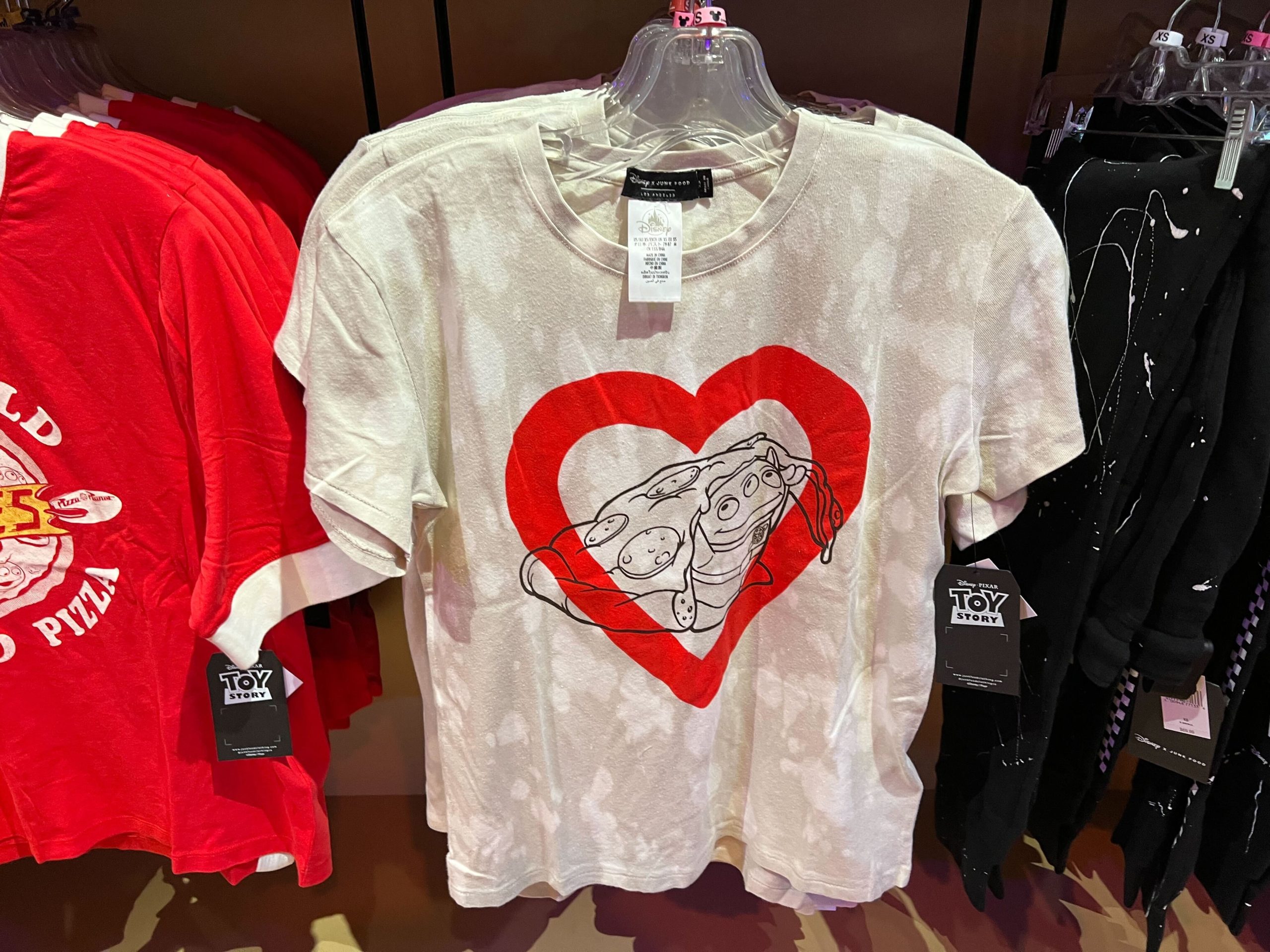 Pizza is Love tshirt overview