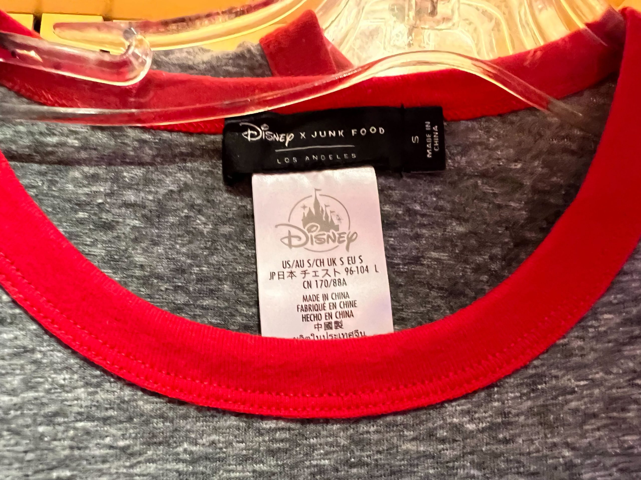 Planet Pizza chose one tshirt tag