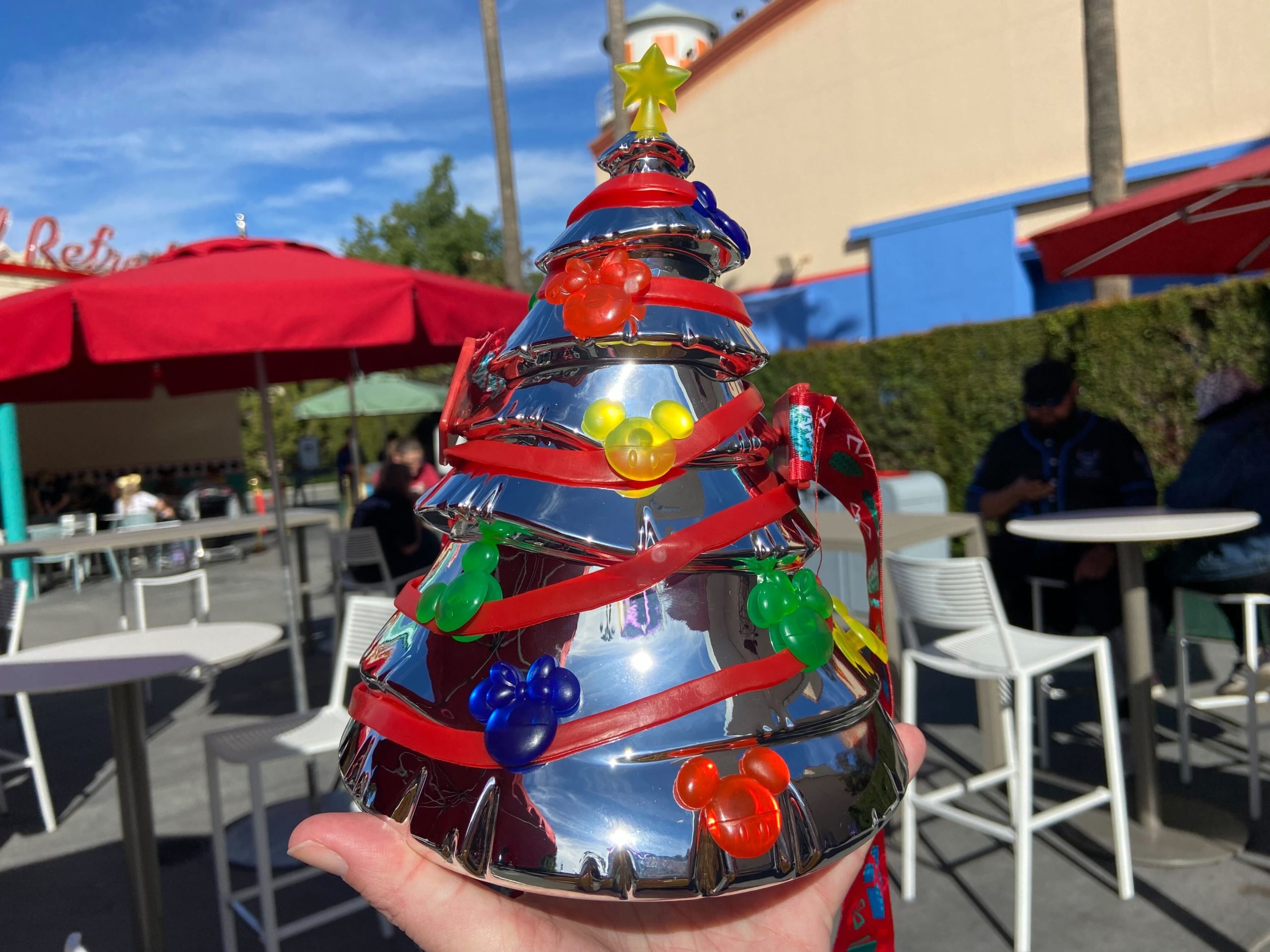 christmas-tree-sipper-disneyland 1