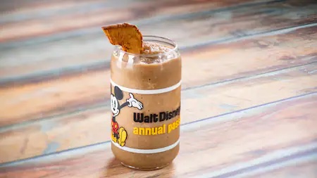 Annual Passholder-exclusive Cinnamon Frozen Coca-Cola