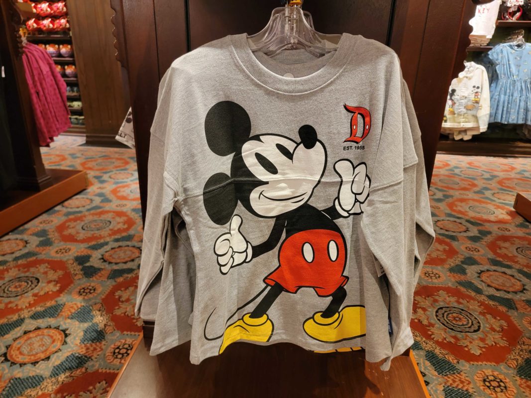 DL Mickey and Pluto Spirit Jersey