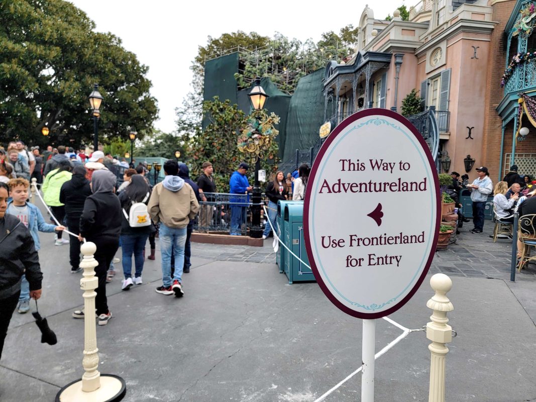 DL Frontierland construction 2(1)