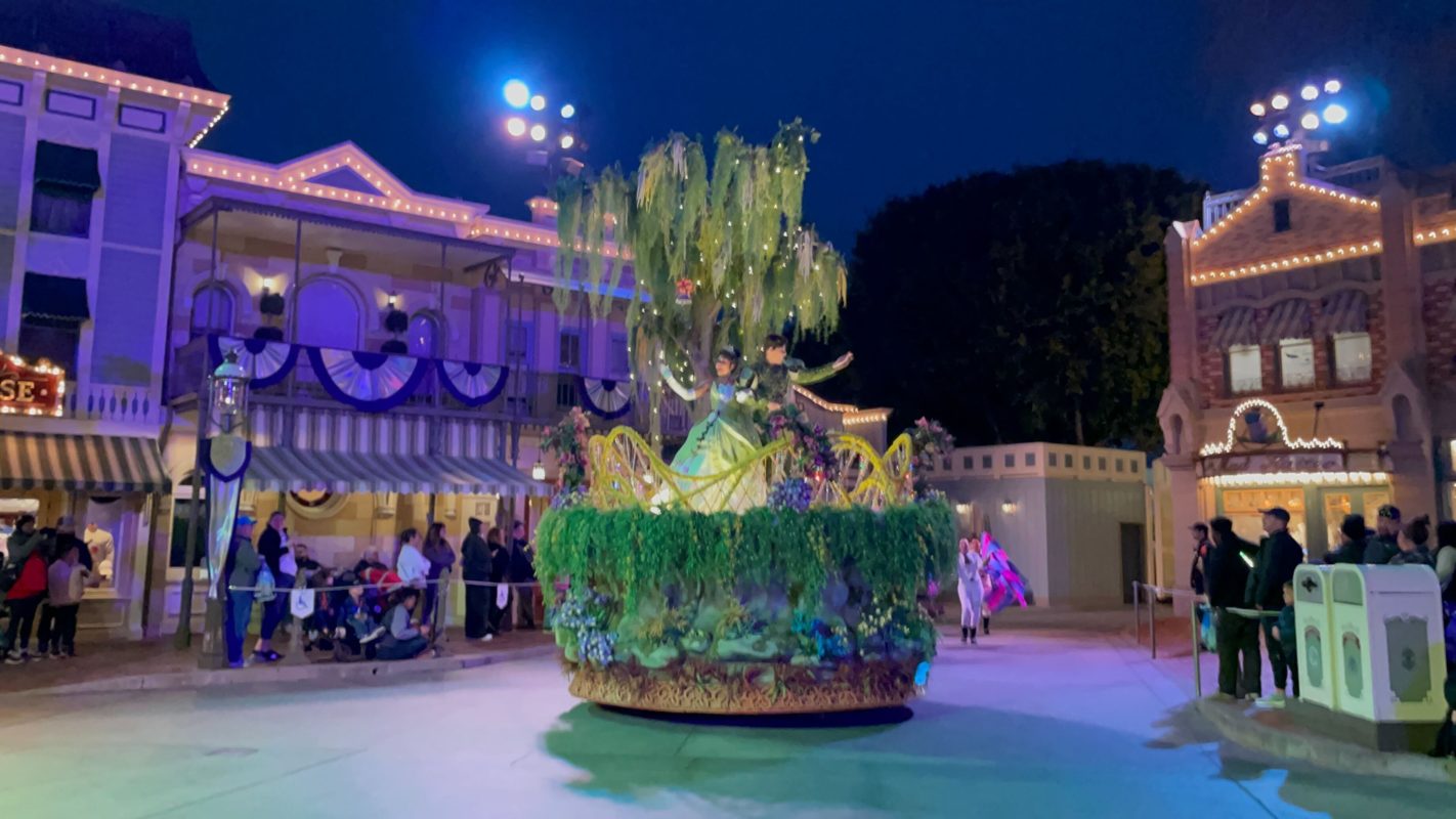 Disneyland Magic Happens Parade Nighttime 2023 00014