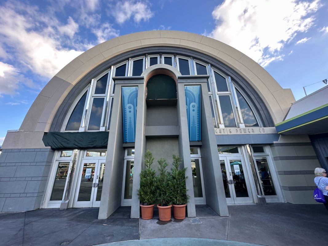 tomorrowland-light-and-power-co