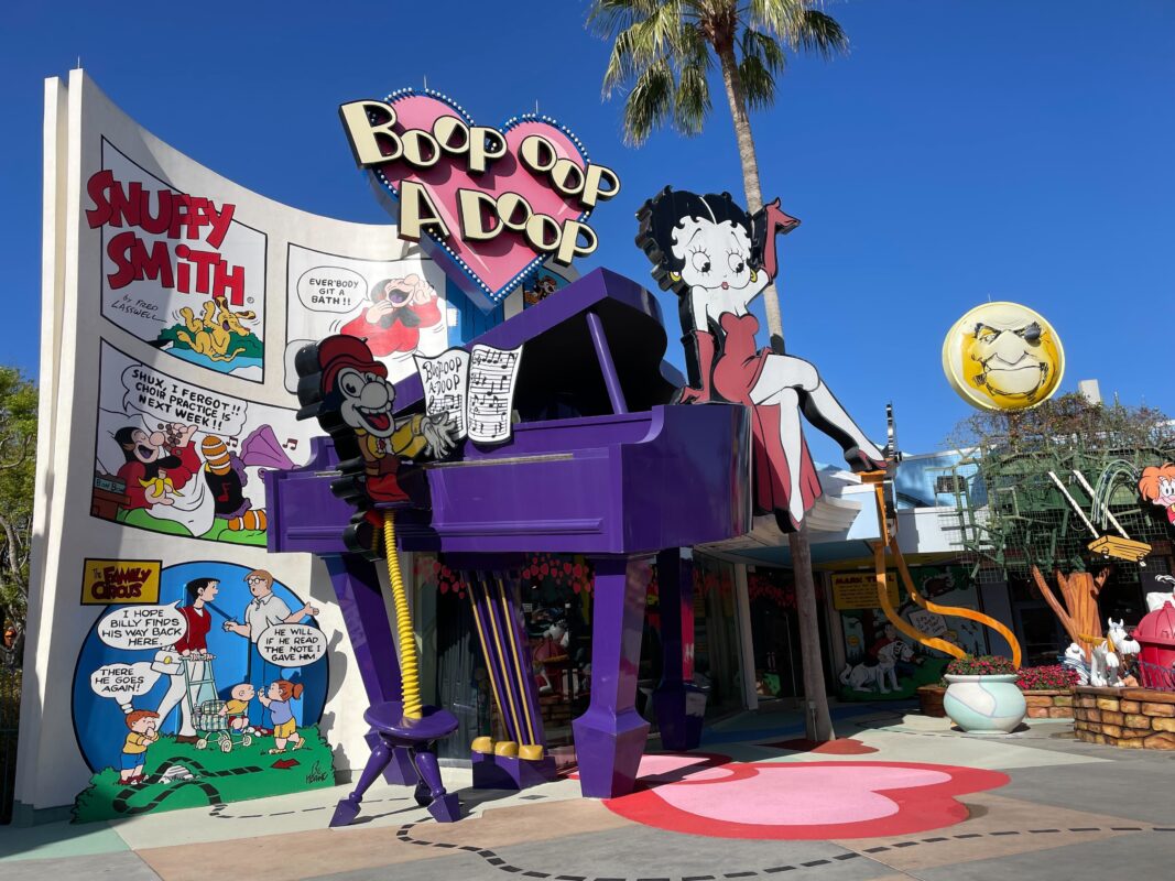 Betty Boop Store islands of adventure Universal Orlando Annual Passholder lounge