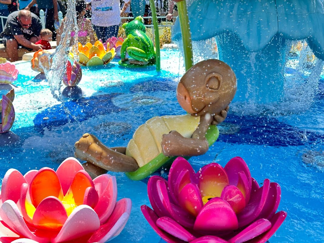 New Characters Added to the CenTOONial Park Fountain at Mickey's Toontown
