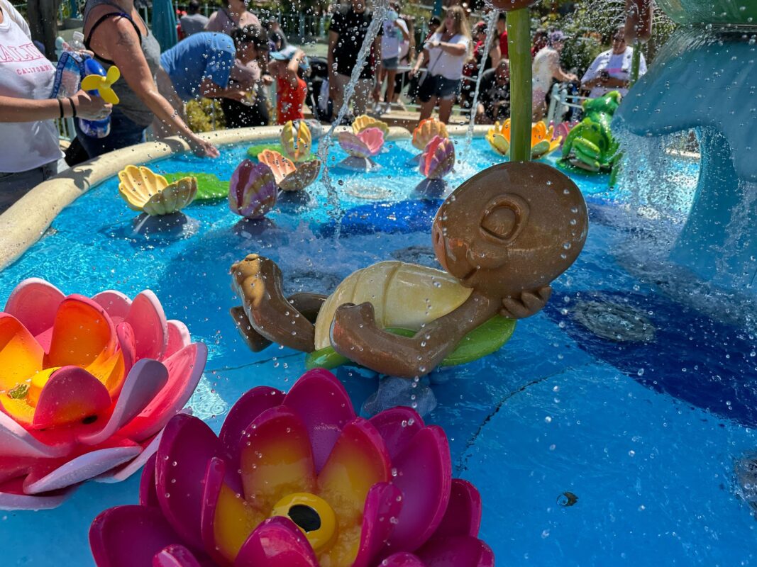 New Characters Added to the CenTOONial Park Fountain at Mickey's Toontown