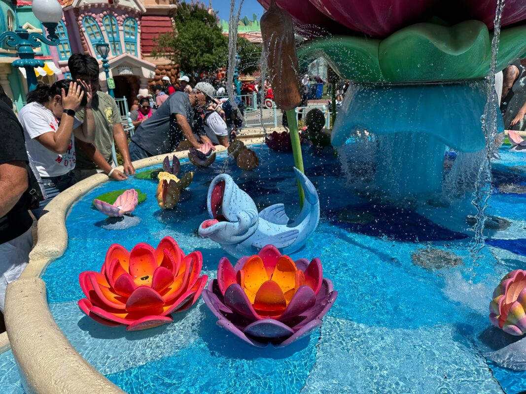 New Characters Added to the CenTOONial Park Fountain at Mickey's Toontown