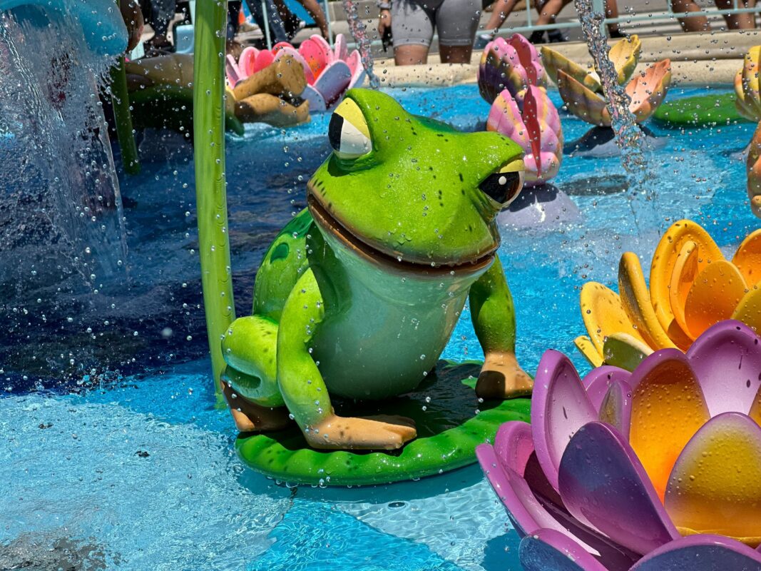 New Characters Added to the CenTOONial Park Fountain at Mickey's Toontown