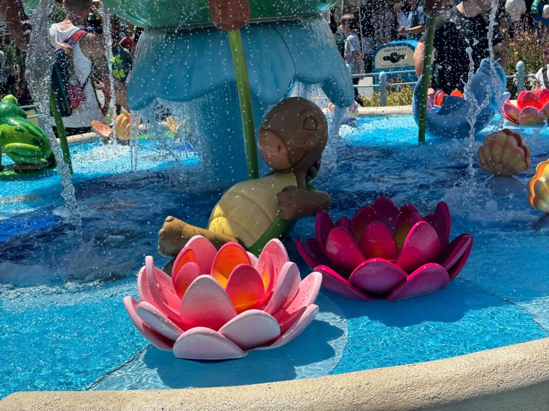 New Characters Added to the CenTOONial Park Fountain at Mickey's Toontown