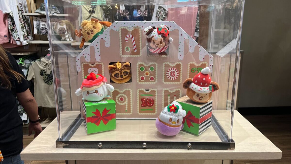Disney Munchlings advent calendar at Disneyland Resort