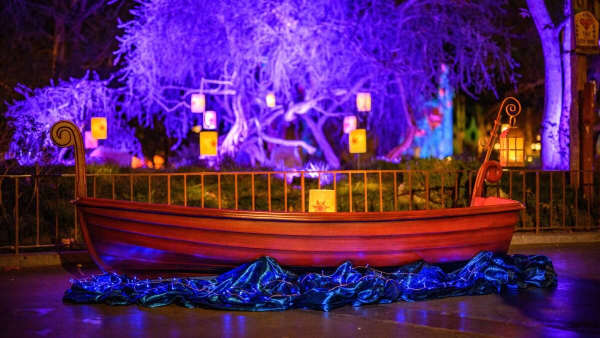 A "Tangled"-themed photo op at Disneyland After Dark: Sweethearts Nite.