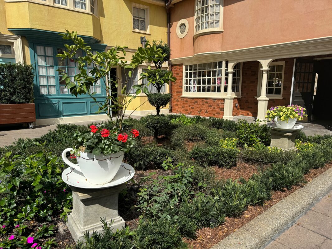 epcot International flower and garden festival English tea garden