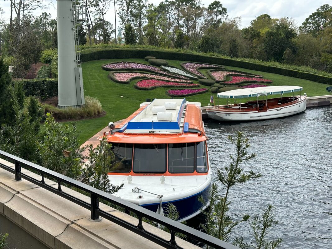 Front of Friendship boat II
