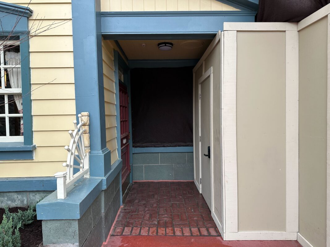Columbia Harbour House construction walls around door