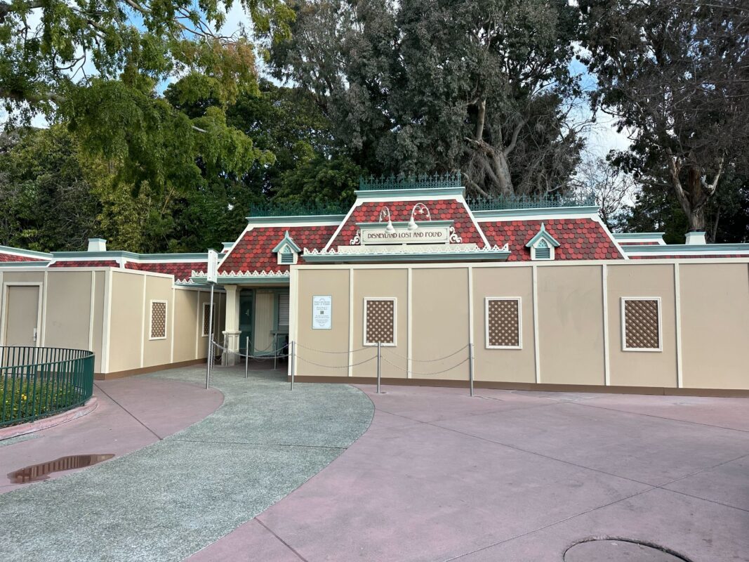 Disneyland Resort lost and found construction walls