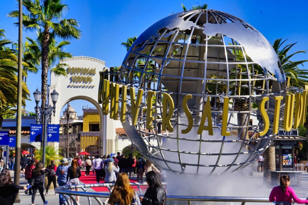 Universal Studios Hollywood entrance for measles story