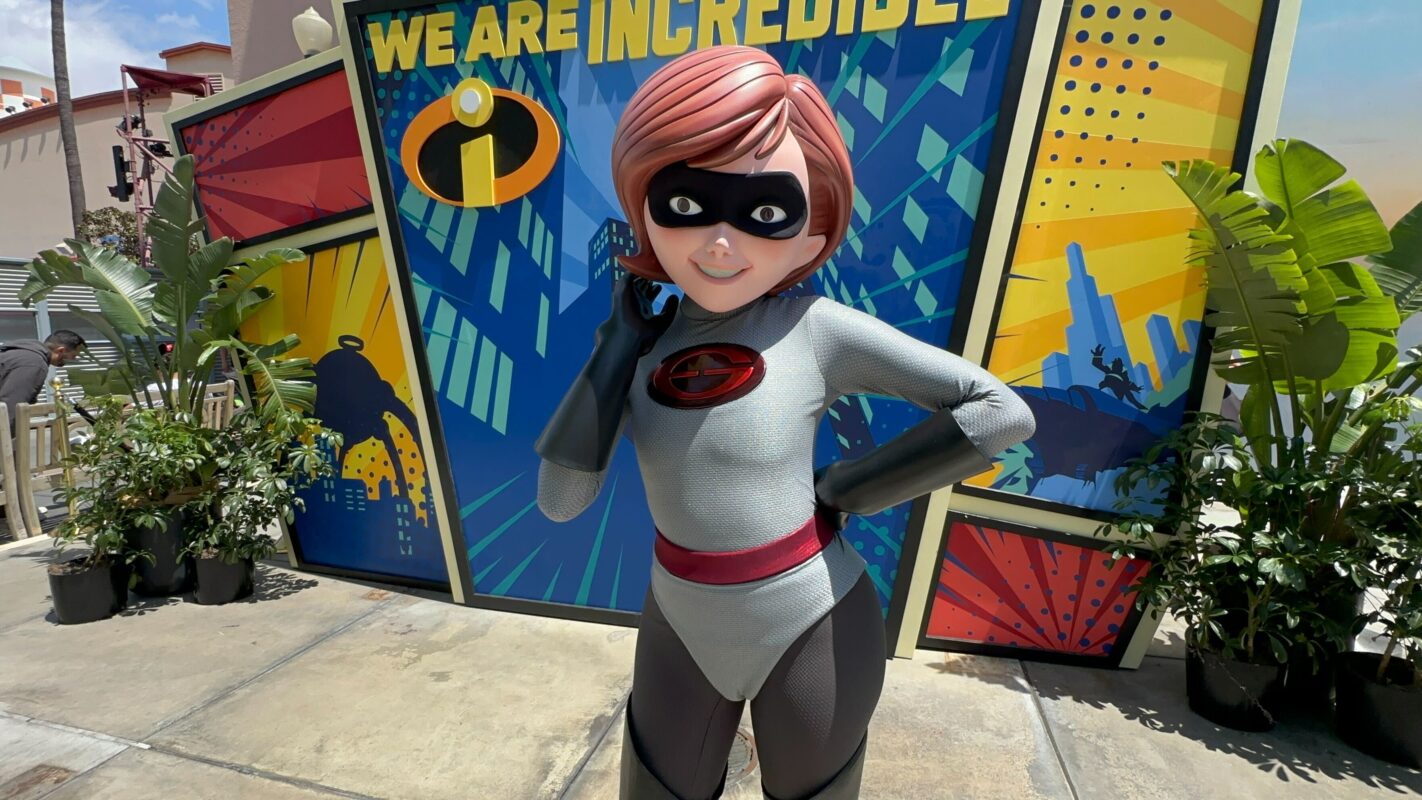 Elastigirl meet and greet at Pixar Fest