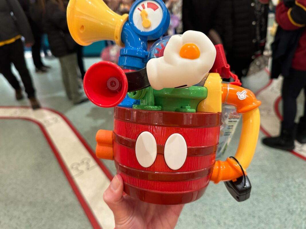 Toontown bubble maker