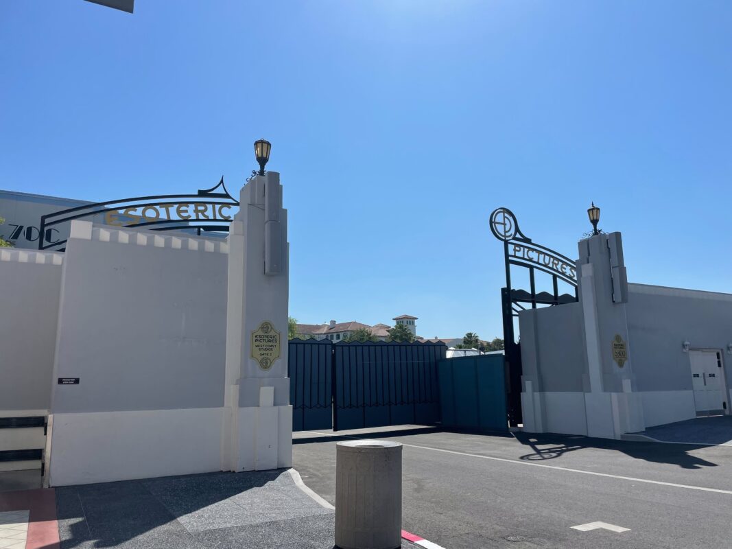Temporary and returning parade gates at Universal Studios Florida
