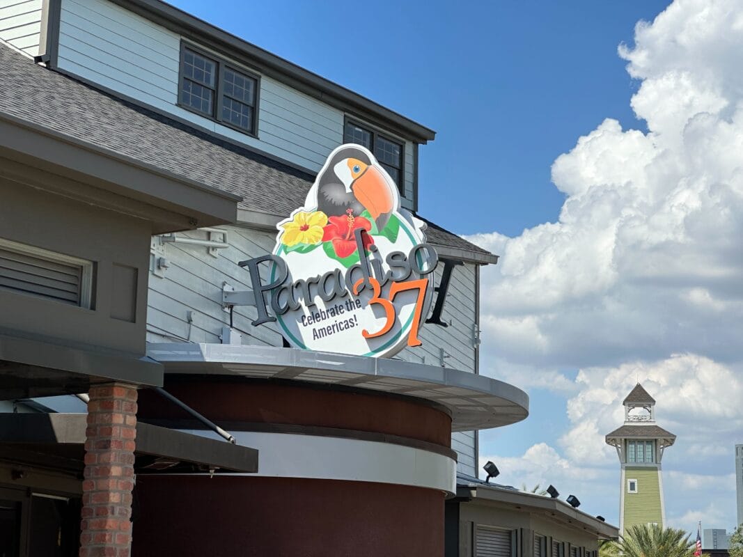 Disney Springs | The Ultimate Guide to Dining at Disney Springs