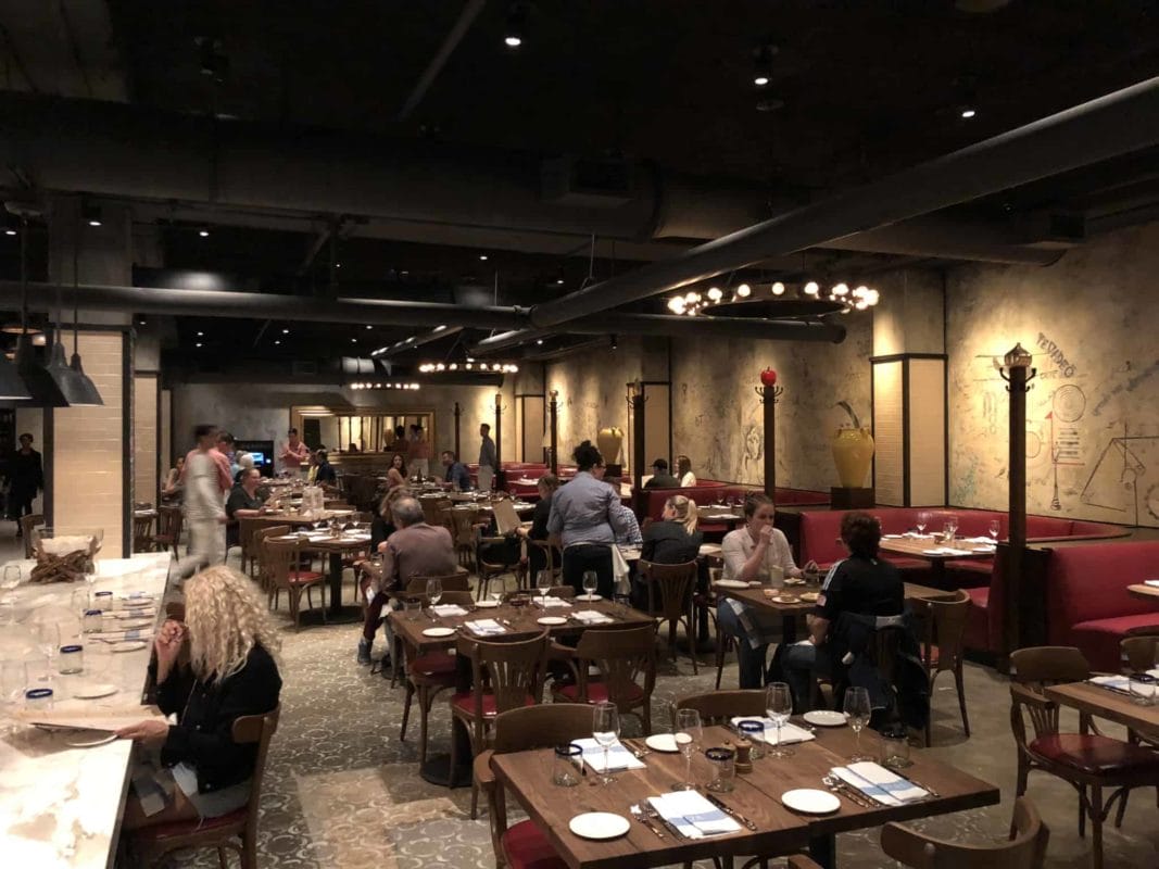 Disney Springs | The Ultimate Guide to Dining at Disney Springs