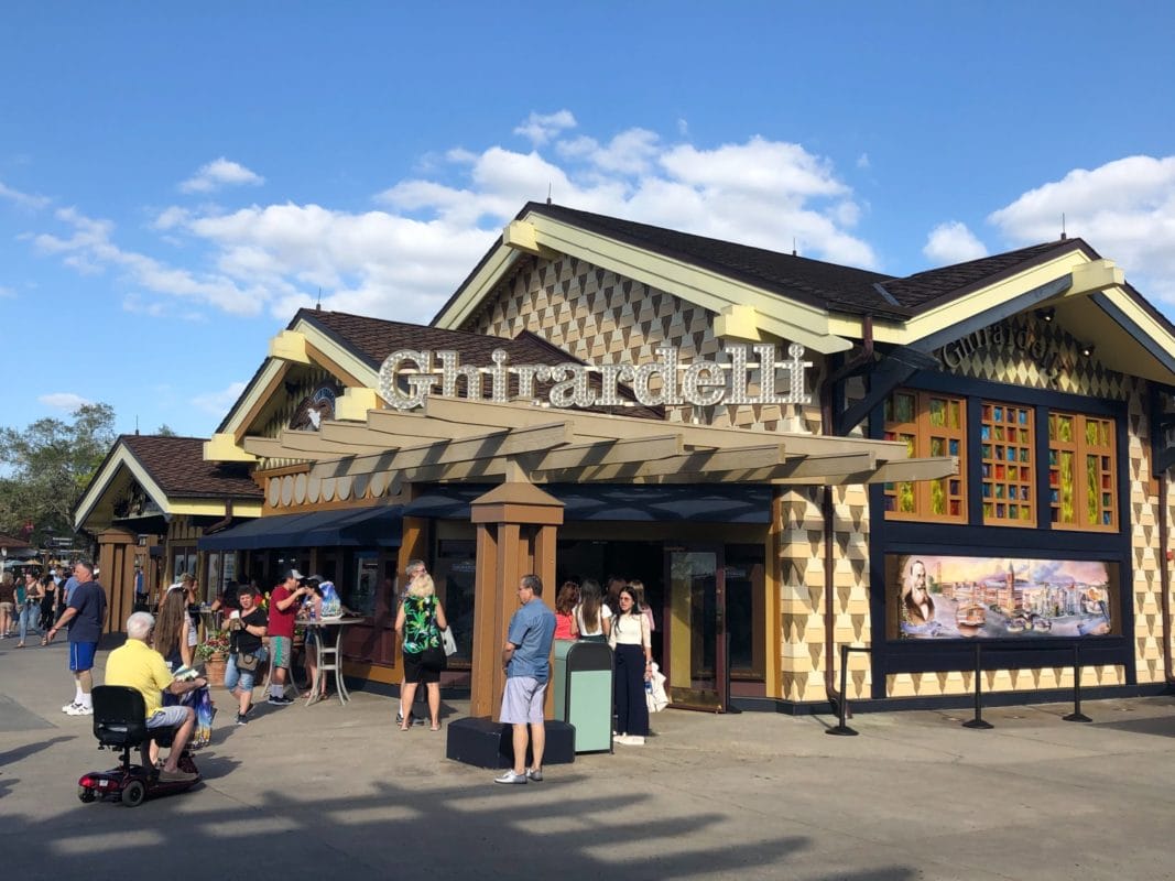 Disney Springs | The Ultimate Guide to Dining at Disney Springs