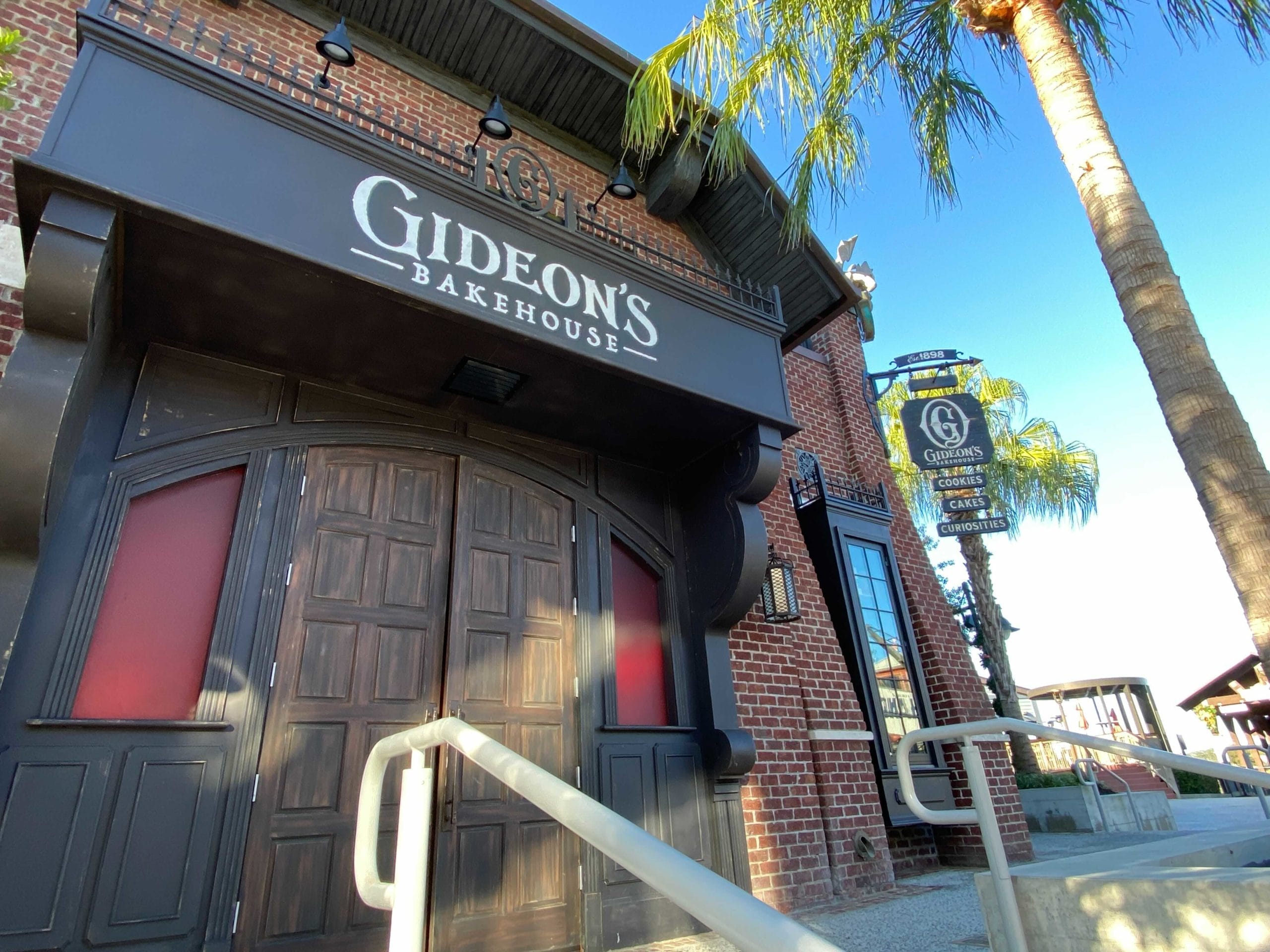 Disney Springs | The Ultimate Guide to Dining at Disney Springs
