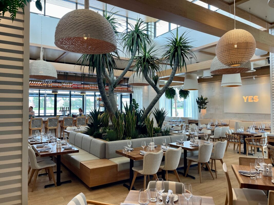 Disney Springs | The Ultimate Guide to Dining at Disney Springs