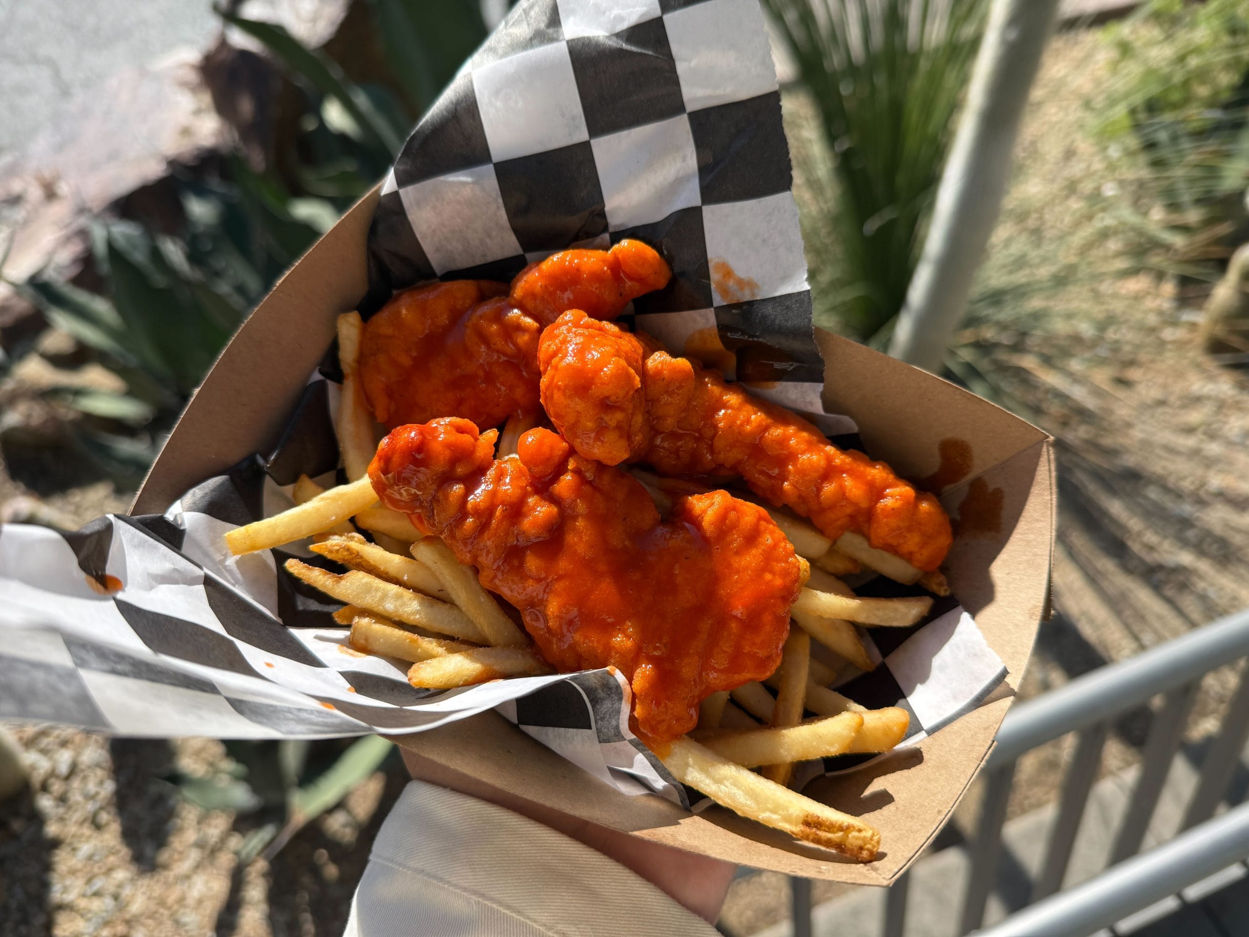 Crispy chicken fenders tossed in choice of sauce