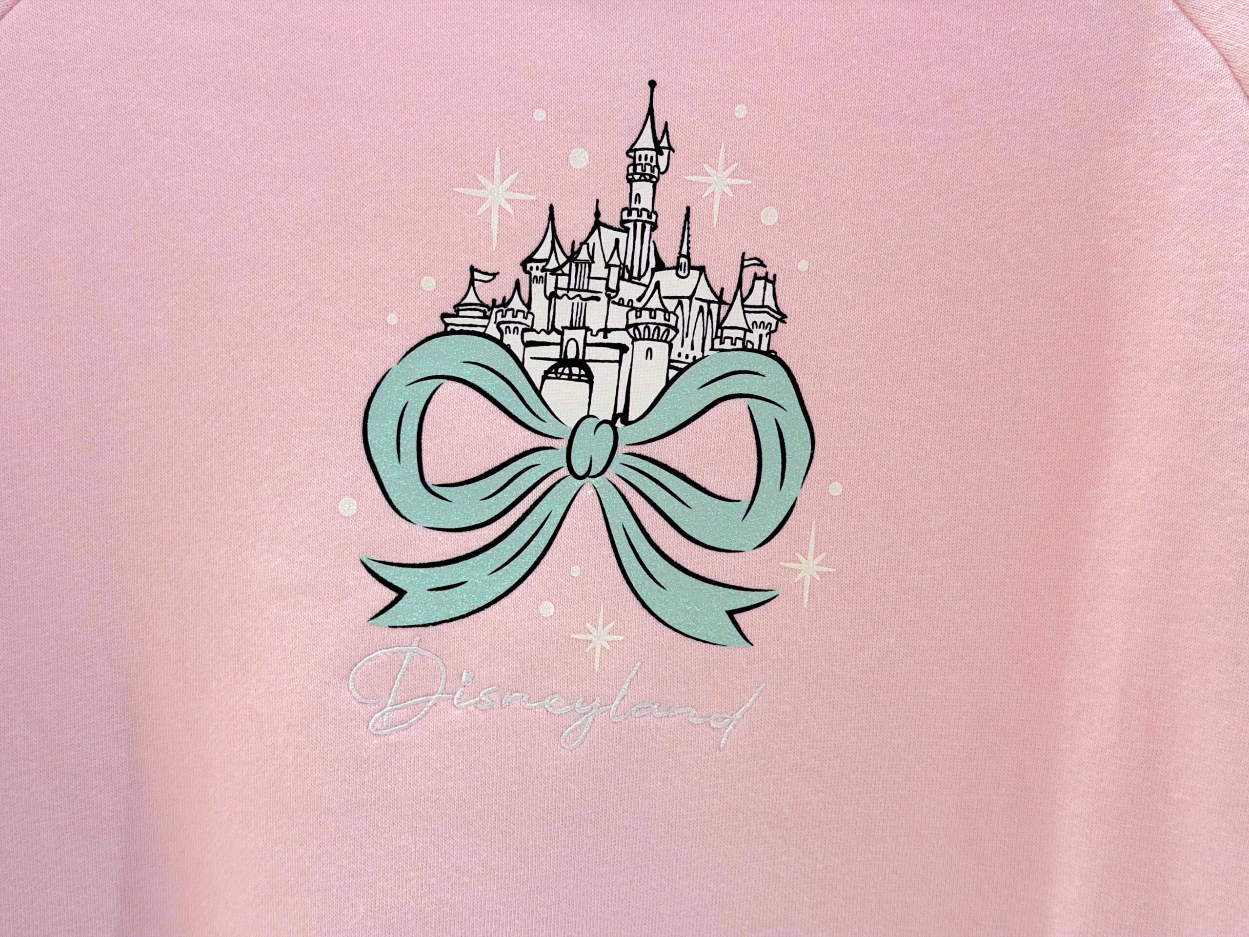 New pink castle bow crewneck at D-Lander
