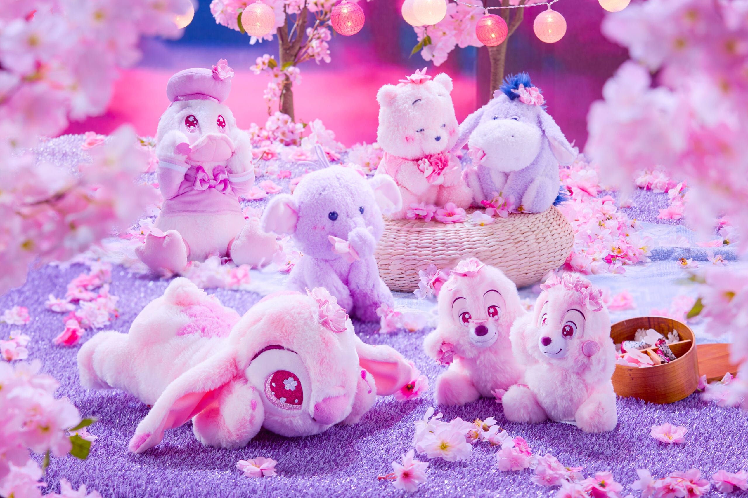 Winnie the Pooh, Stitch, Chip 'n' Dale, Marie Urupocha-Chan Sakura