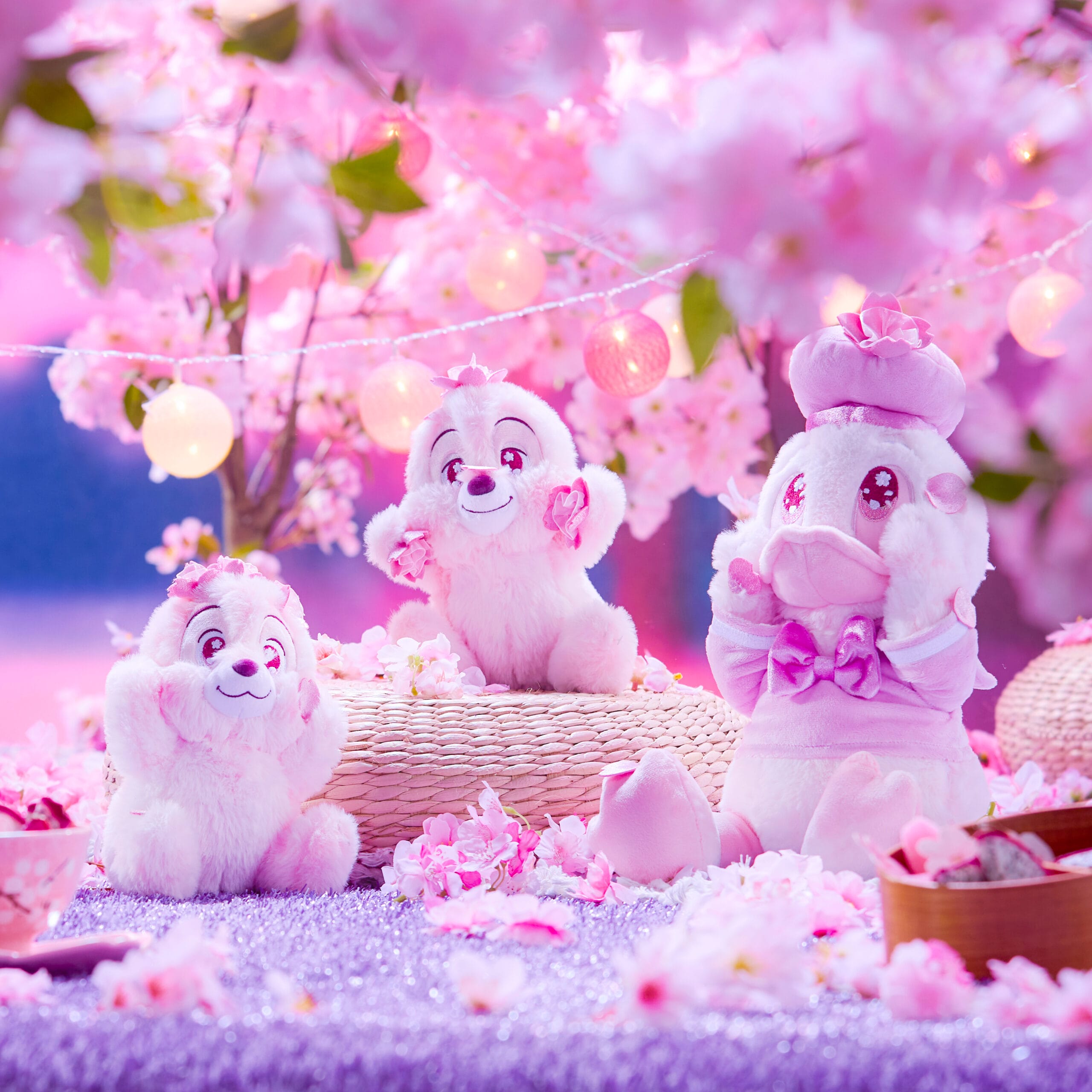 Winnie the Pooh, Stitch, Chip 'n' Dale, Marie Urupocha-Chan Sakura