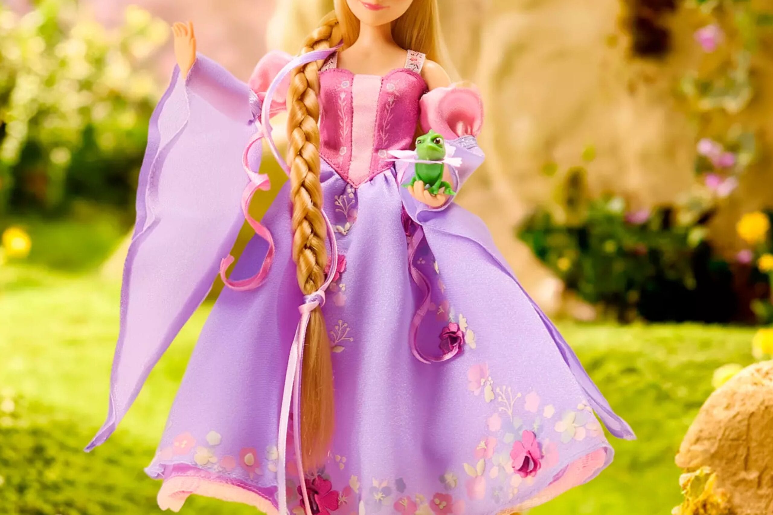 1996 Holiday Doll Sales Created Shopping Frenzy