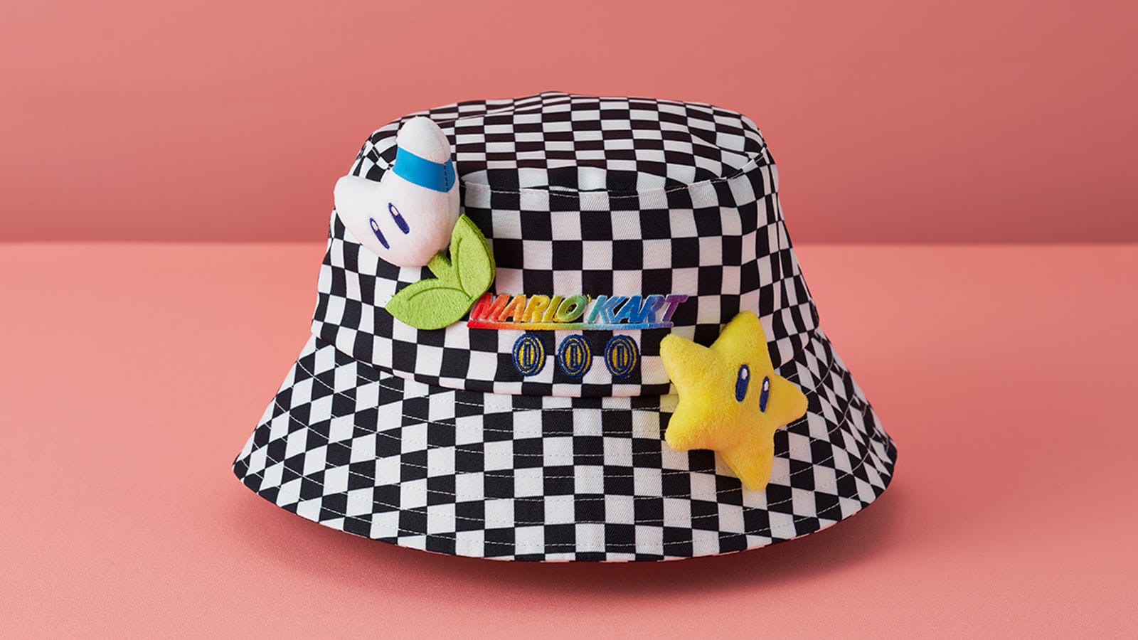 Mario Kart bucket hat for the 25th anniversary of Universal Studios Japan.
