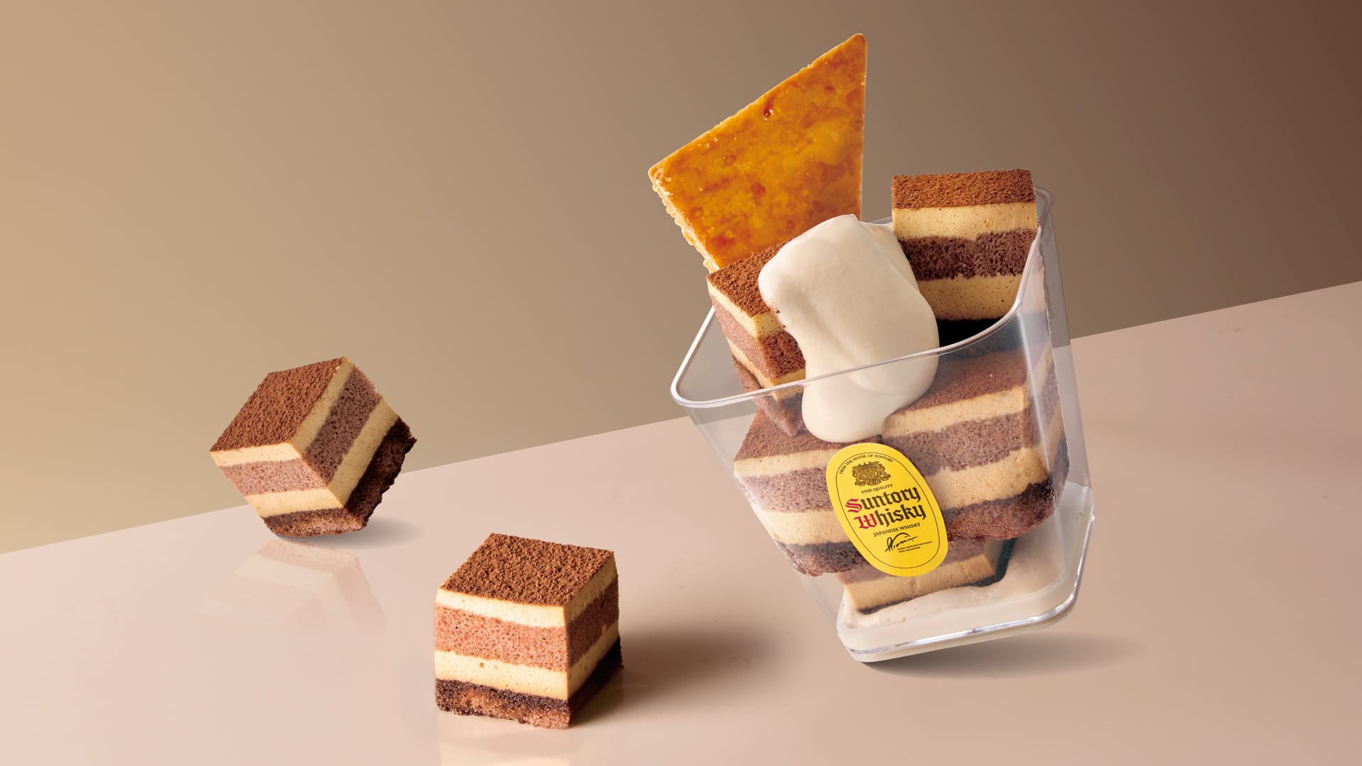 Whisky-scented tiramisu for the 25th anniversary of Universal Studios Japan.