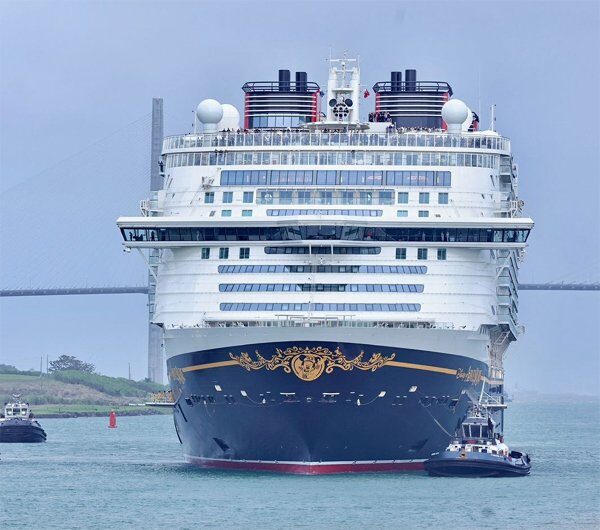 Disney Adventure crossing Panama Canal