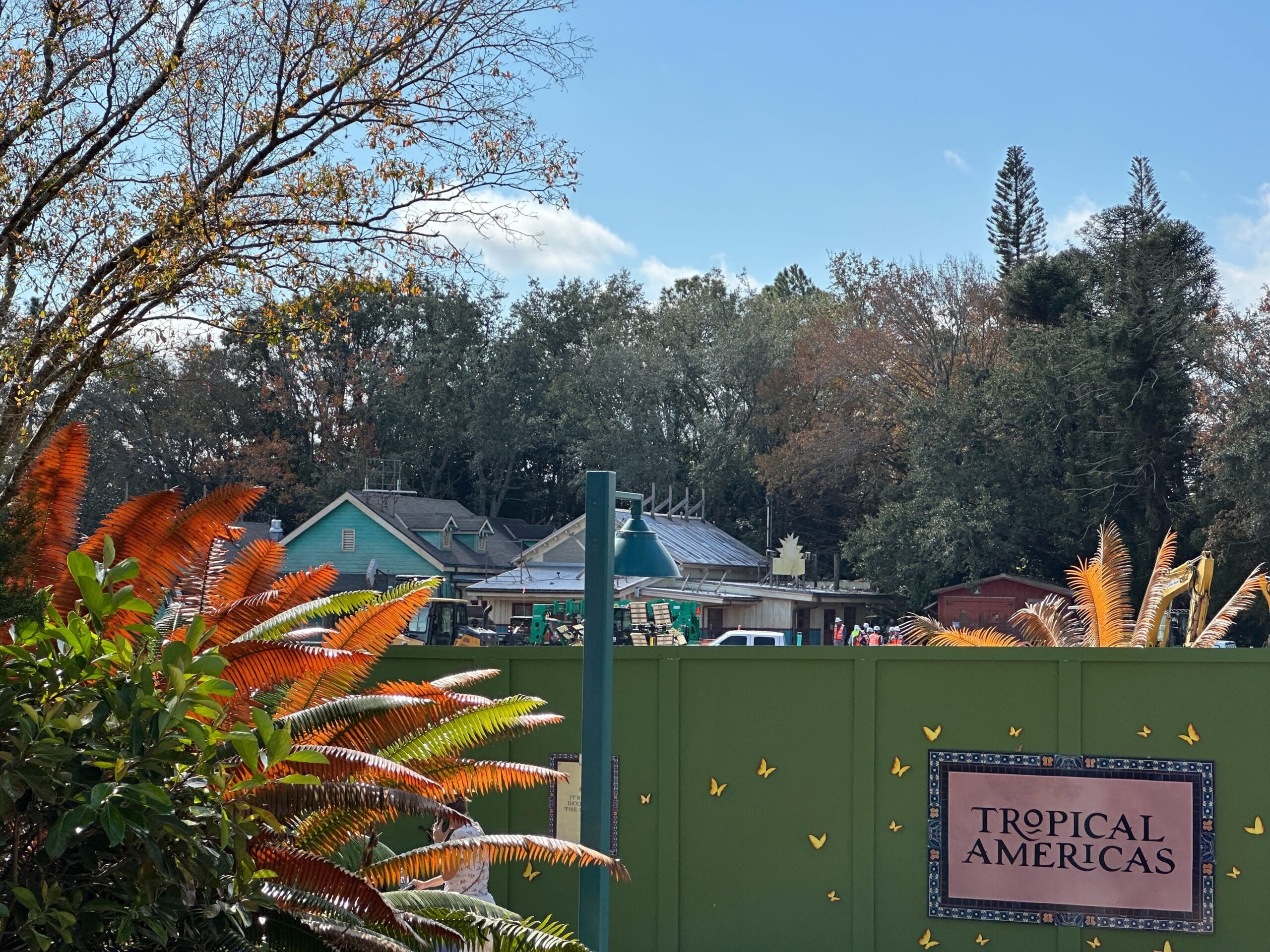 Walls are in place now in front of the former Dinosaur Treasures gift shop. Over the wall, we could see several crew members as well as some equipment and vehicles. It does not appear that any work has been done to the exterior of the former gift shop since we wrote about it last week.