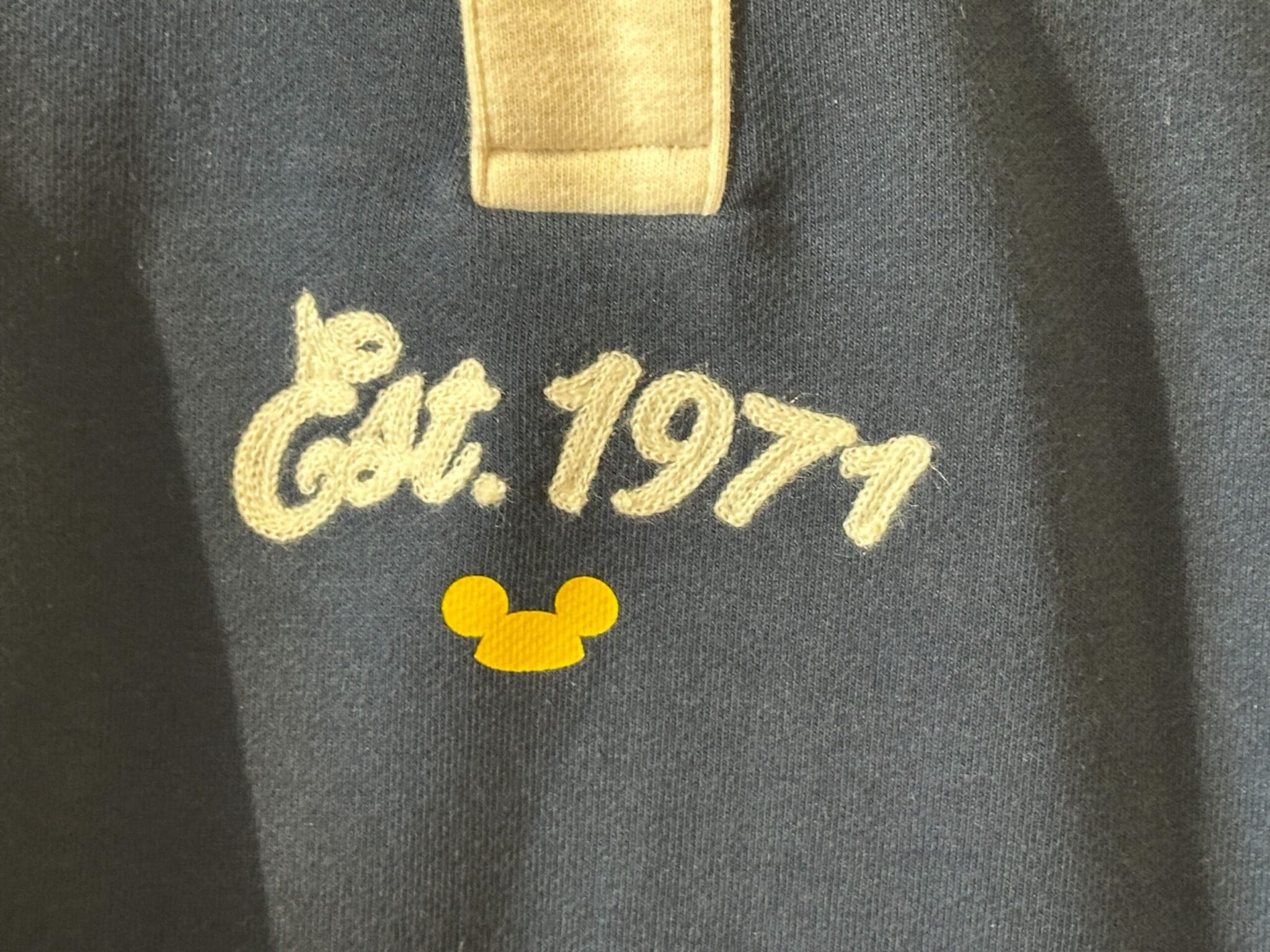 Retro 1971 Apparel Featuring Mickey Mouse At Walt Disney World Disney Wdw Mickey 71 Apparel 3561 2048x1536 