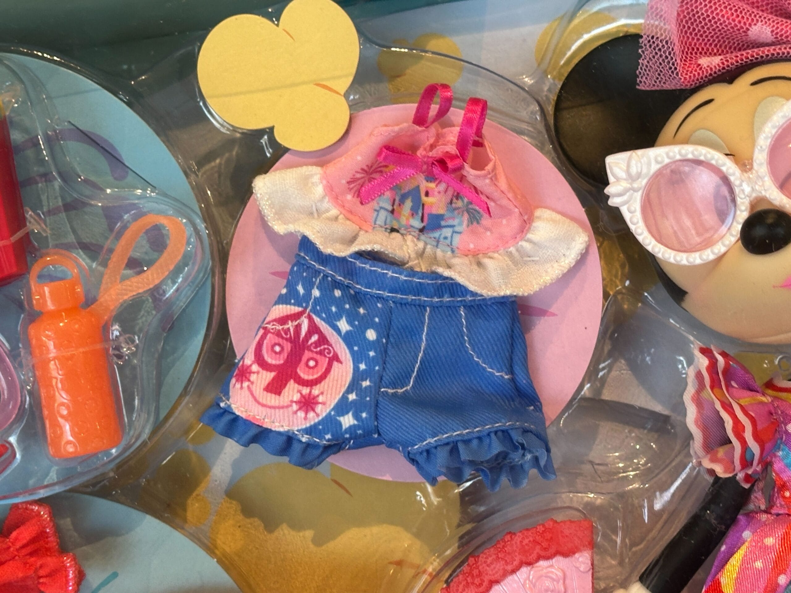 New Parks-Inspired Minnie Mouse Fashion Doll at Disney World