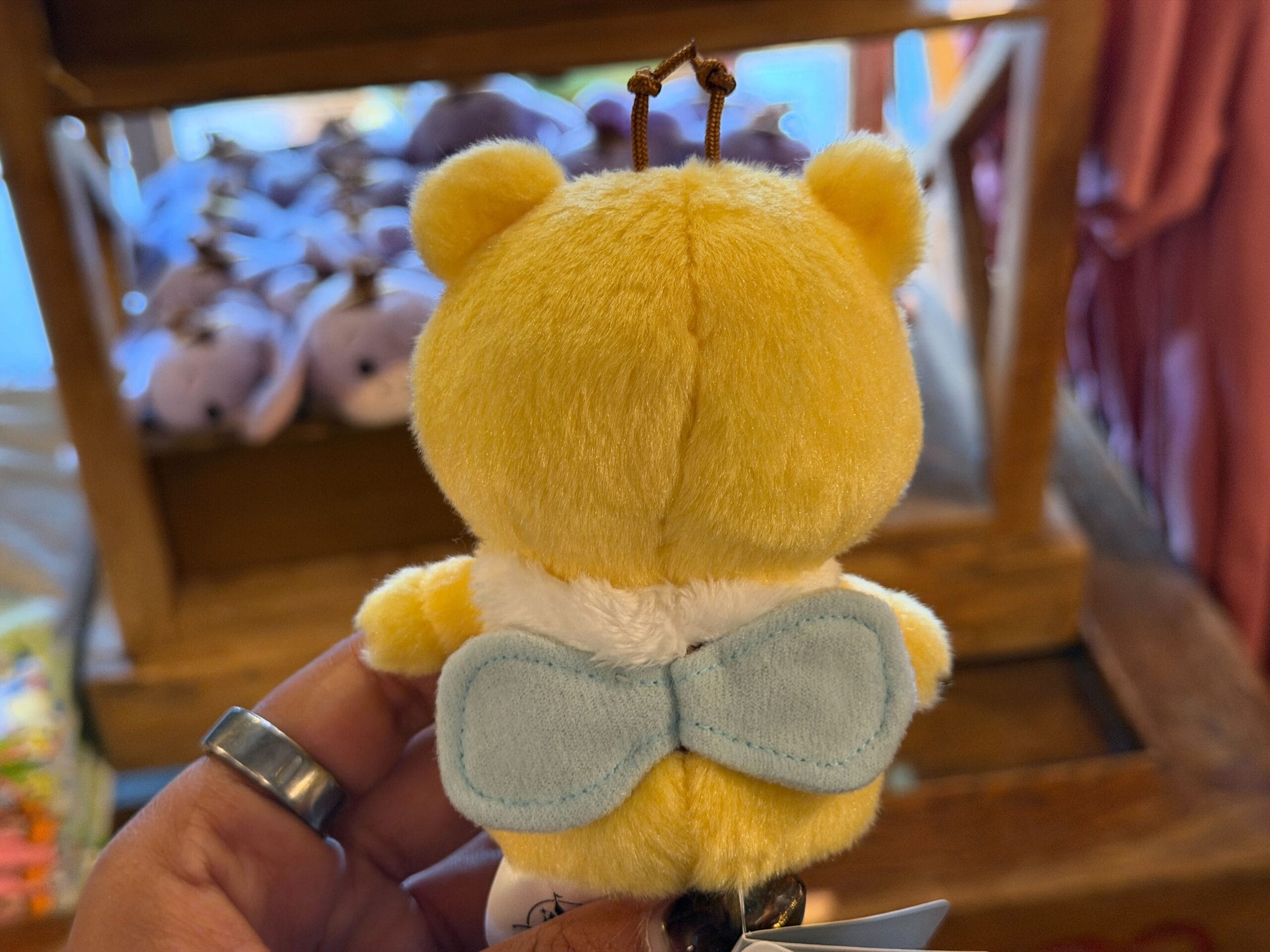 Winnie The Pooh Bee Urupocha - $ 19.99
