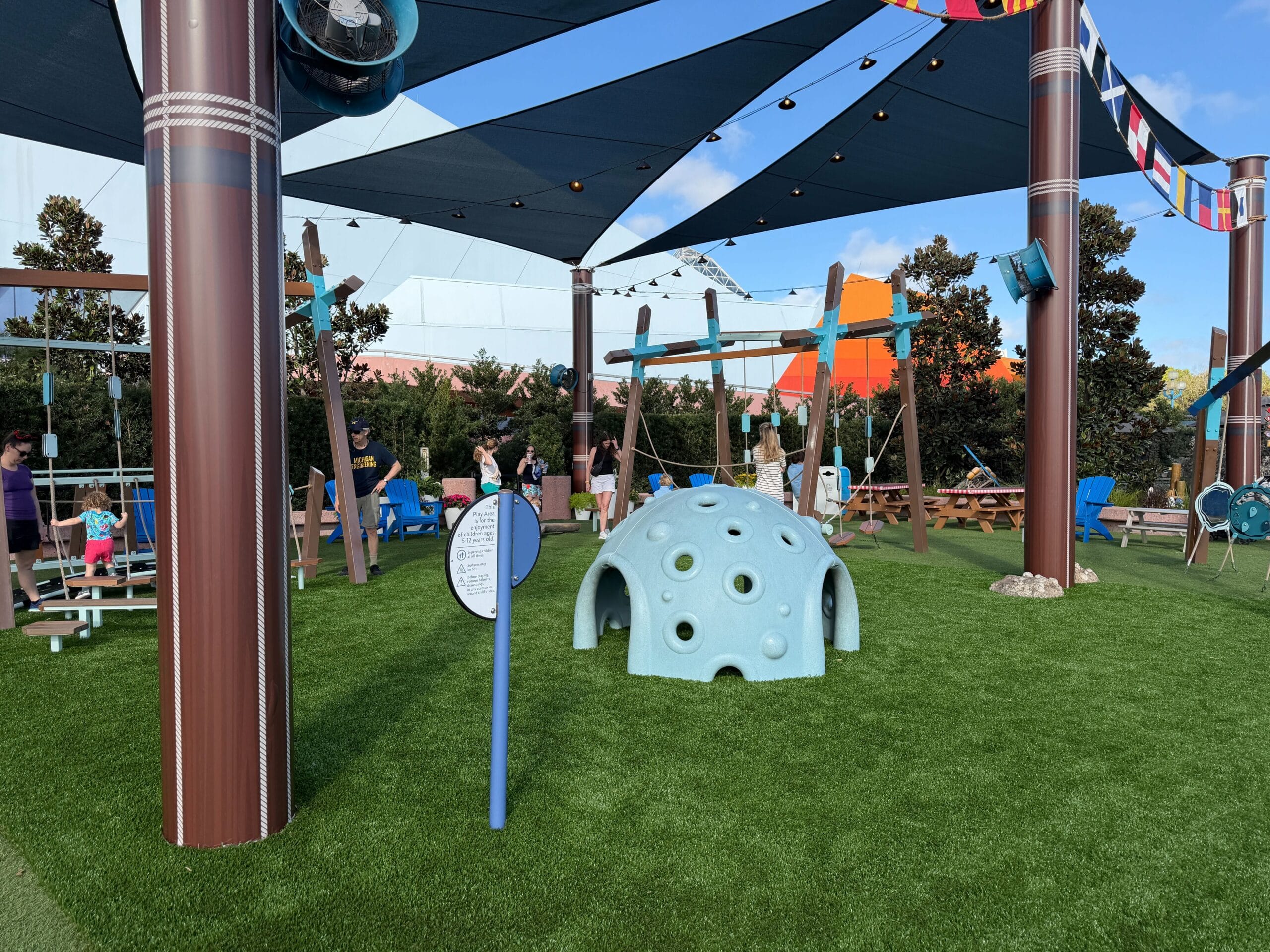 Playalong Bay Playground Presented by Smucker’s Uncrustables