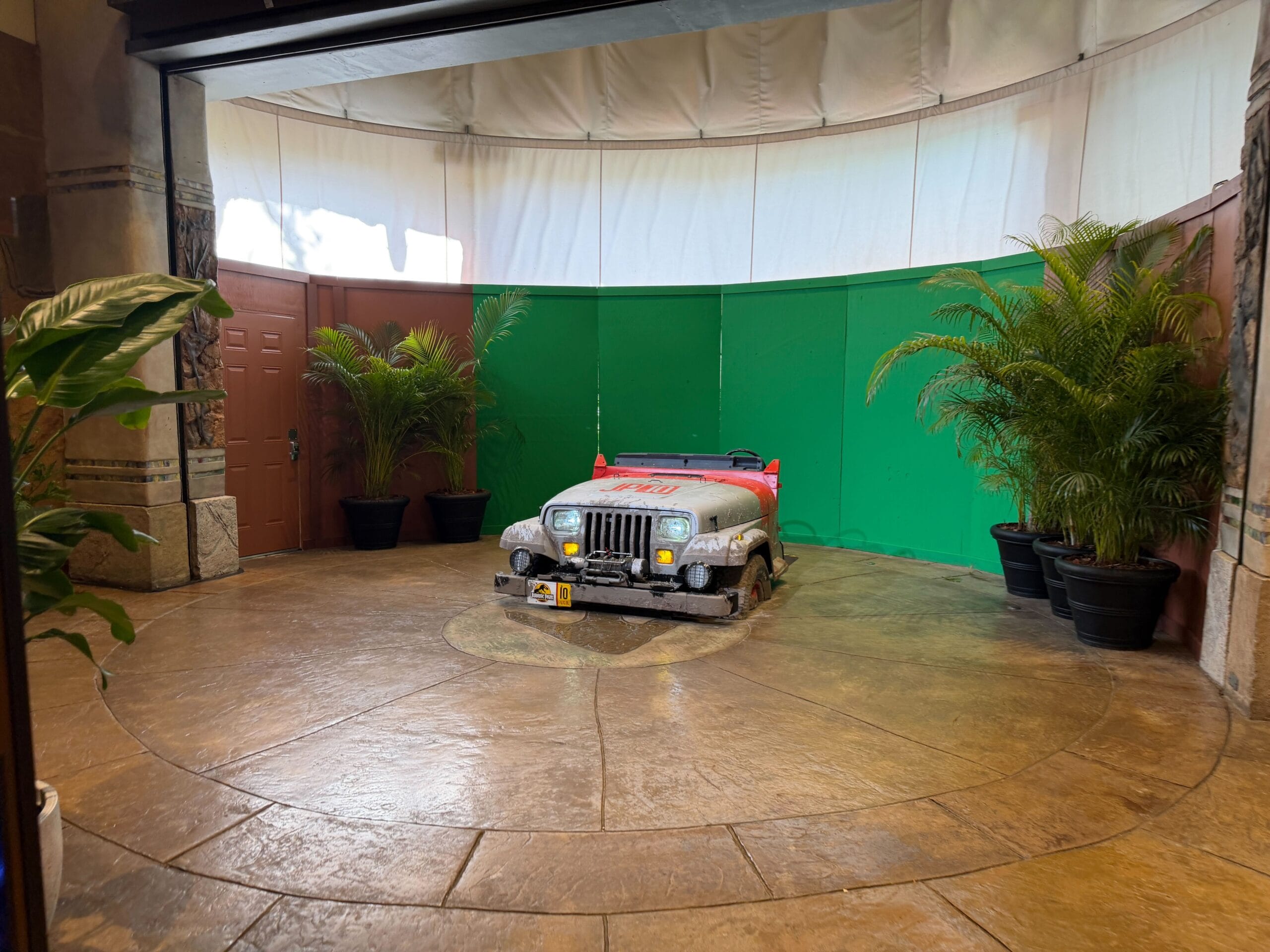 Jurassic Park T. Rex Chase Photo-Op Experience at Islands of Adventure ...