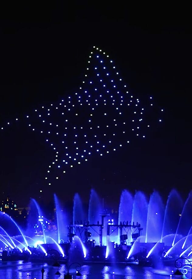 In the video shared by Disney Parks, they also showed some elements of the show, including flying drones forming the Avengers' logo and a stingray from Moana.